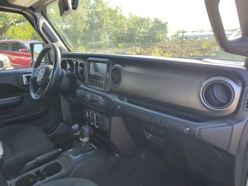 Used 2021 Jeep Wrangler Unlimited Sport w/ Sun And Sound Package image 27