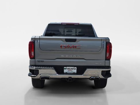 Used 2023 GMC Sierra 1500 SLT w/ SLT Premium Package AWD/4WD image 5