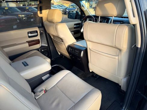 Used 2015 Toyota Sequoia Platinum image 20