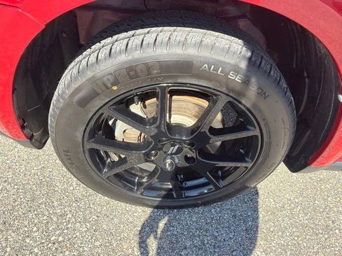 Used 2018 Dodge Journey SXT w/ Blacktop Package AWD/4WD image 10