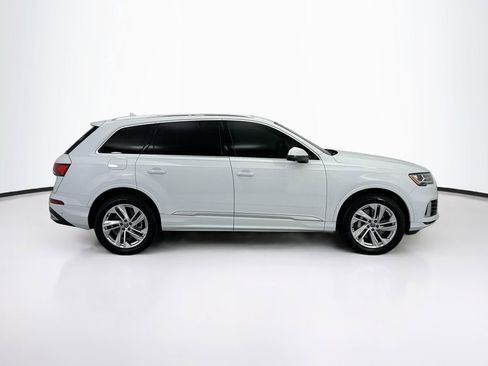 Used 2020 Audi Q7 3.0T Premium Plus w/ Premium Plus Package AWD/4WD image 4