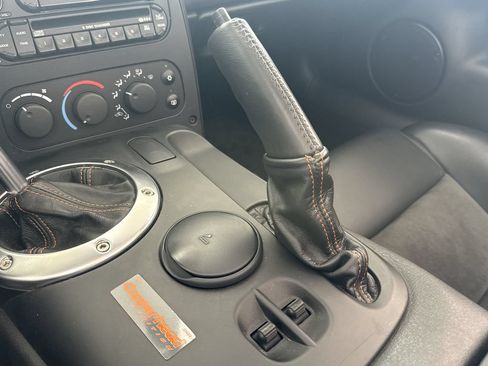 Used 2005 Dodge Viper SRT-10 w/ Copperhead Edition Group RWD image 21
