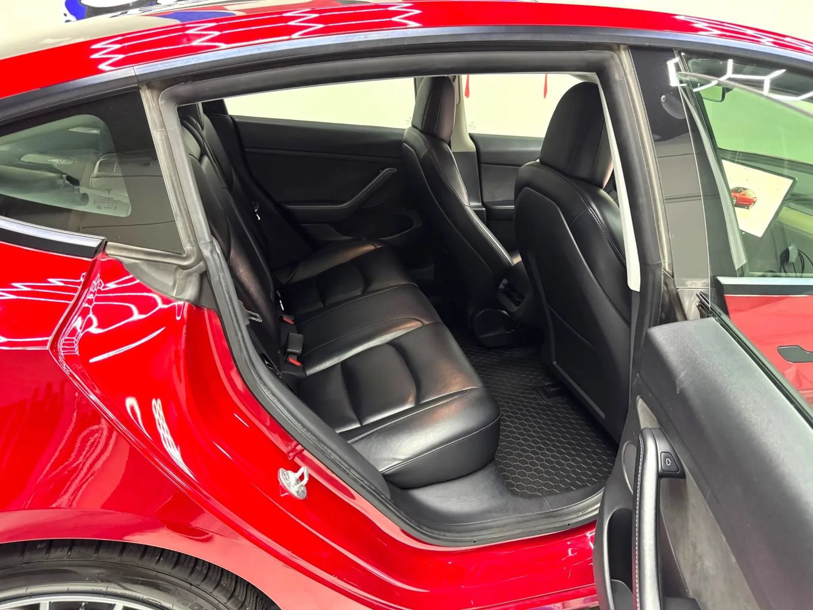 Used 2022 Tesla Model 3 Long Range AWD/4WD image 24