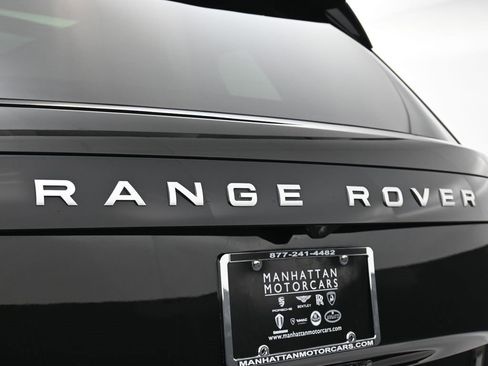 Used 2023 Land Rover Range Rover Autobiography image 15