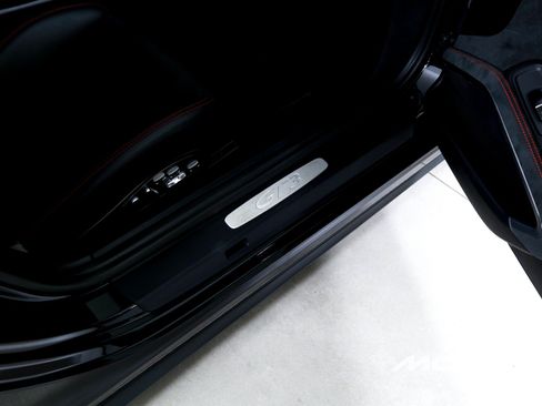 Used 2018 Porsche 911 GT3 RWD image 22