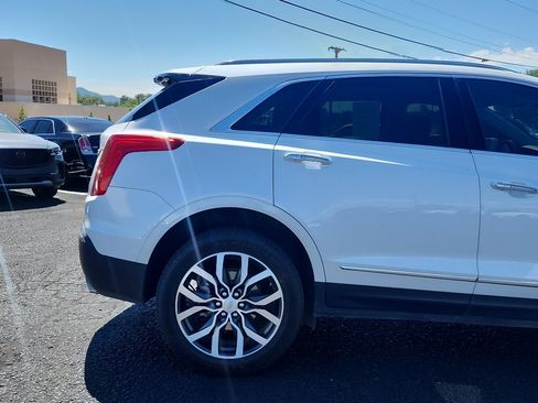 Used 2019 Cadillac XT5 Premium Luxury AWD/4WD image 5