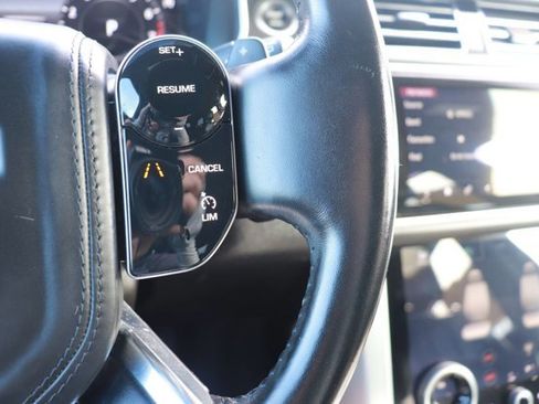 Used 2018 Land Rover Range Rover image 25