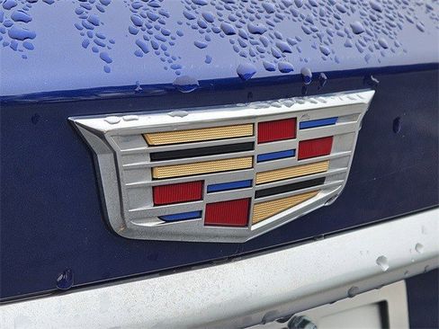 Certified 2025 Cadillac XT6 Premium Luxury image 18