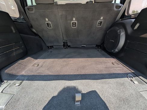 Used 2022 Jeep Wrangler Unlimited Rubicon image 42