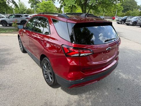 Used 2023 Chevrolet Equinox RS w/ RS Leather Package AWD/4WD image 3