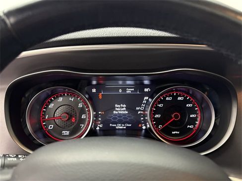 Used 2019 Dodge Charger SXT image 18
