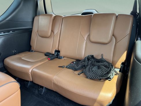 Used 2022 INFINITI QX80 Sensory w/ Cargo Package RWD image 28