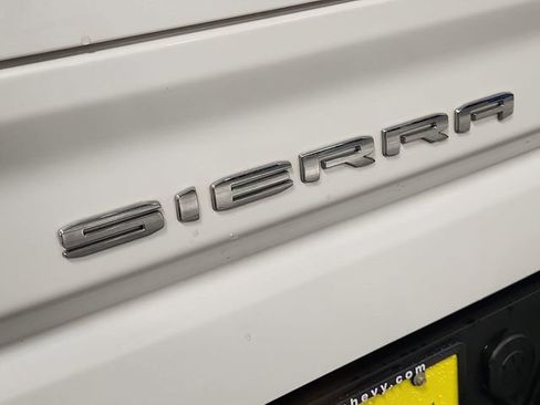 Used 2022 GMC Sierra 1500 SLT w/ SLT Premium Plus Package AWD/4WD image 33