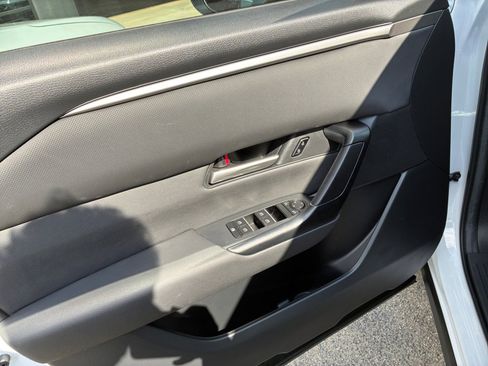 Certified 2025 MAZDA CX-50 2.5 Hybrid w/ Weather Package image 36