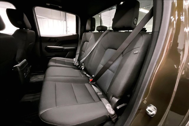 Used 2024 Chevrolet Colorado Trail Boss w/ Advanced Trailering Package AWD/4WD image 25