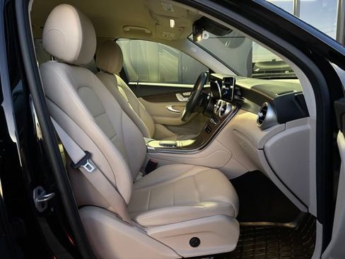 Certified 2022 Mercedes-Benz GLC 300 GLC 300 image 49