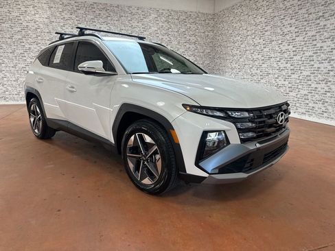 Used 2025 Hyundai Tucson SEL image 1
