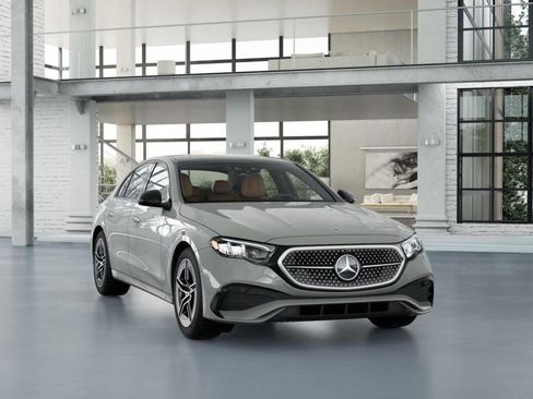 New 2026 Mercedes-Benz E 350 4MATIC Sedan image 9