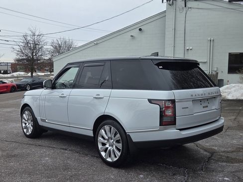 Used 2017 Land Rover Range Rover Supercharged image 4