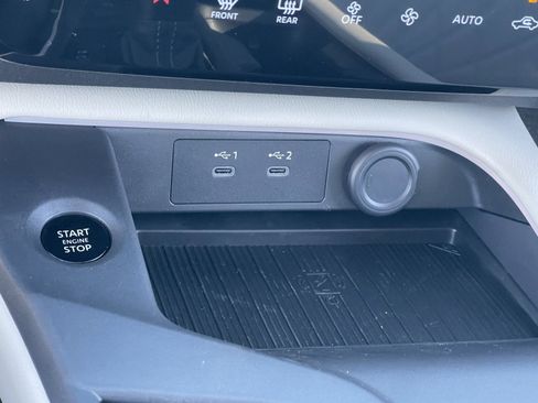 New 2026 Nissan Sentra SL w/ Floor Mat Package FWD image 30