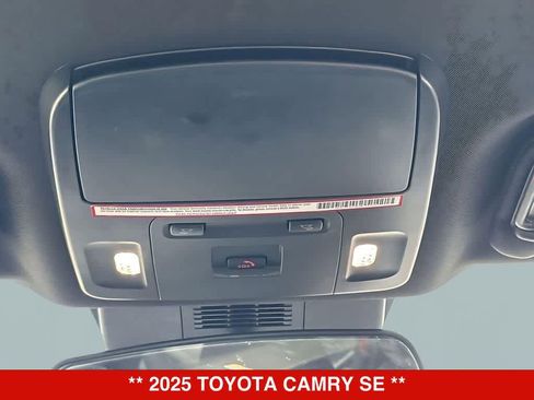 Used 2025 Toyota Camry SE FWD image 19