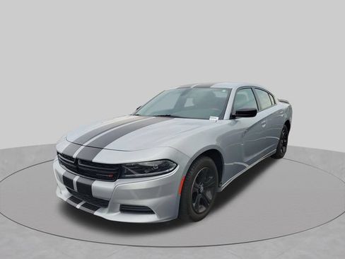 Used 2023 Dodge Charger SXT RWD image 11