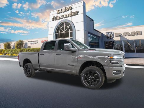 New 2026 RAM 2500 Big Horn AWD/4WD image 2