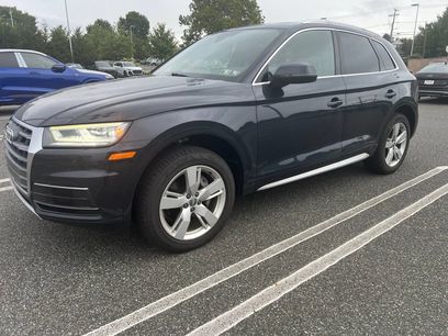 Used 2019 Audi Q5 2.0T Premium Plus w/ Premium Plus Package