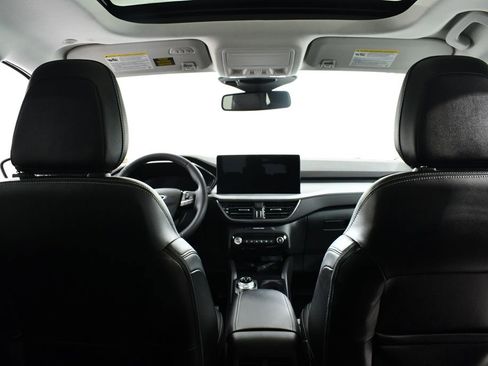 Used 2023 Ford Escape Platinum w/ Premium Technology Package image 17