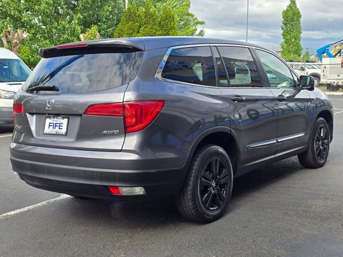 Used 2016 Honda Pilot EX image 5
