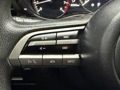 Used 2020 MAZDA MAZDA3 Sedan FWD image 29