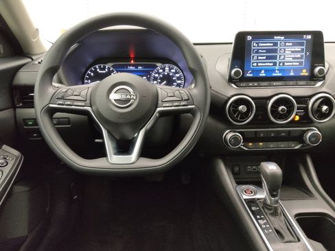 Used 2024 Nissan Sentra SV image 22