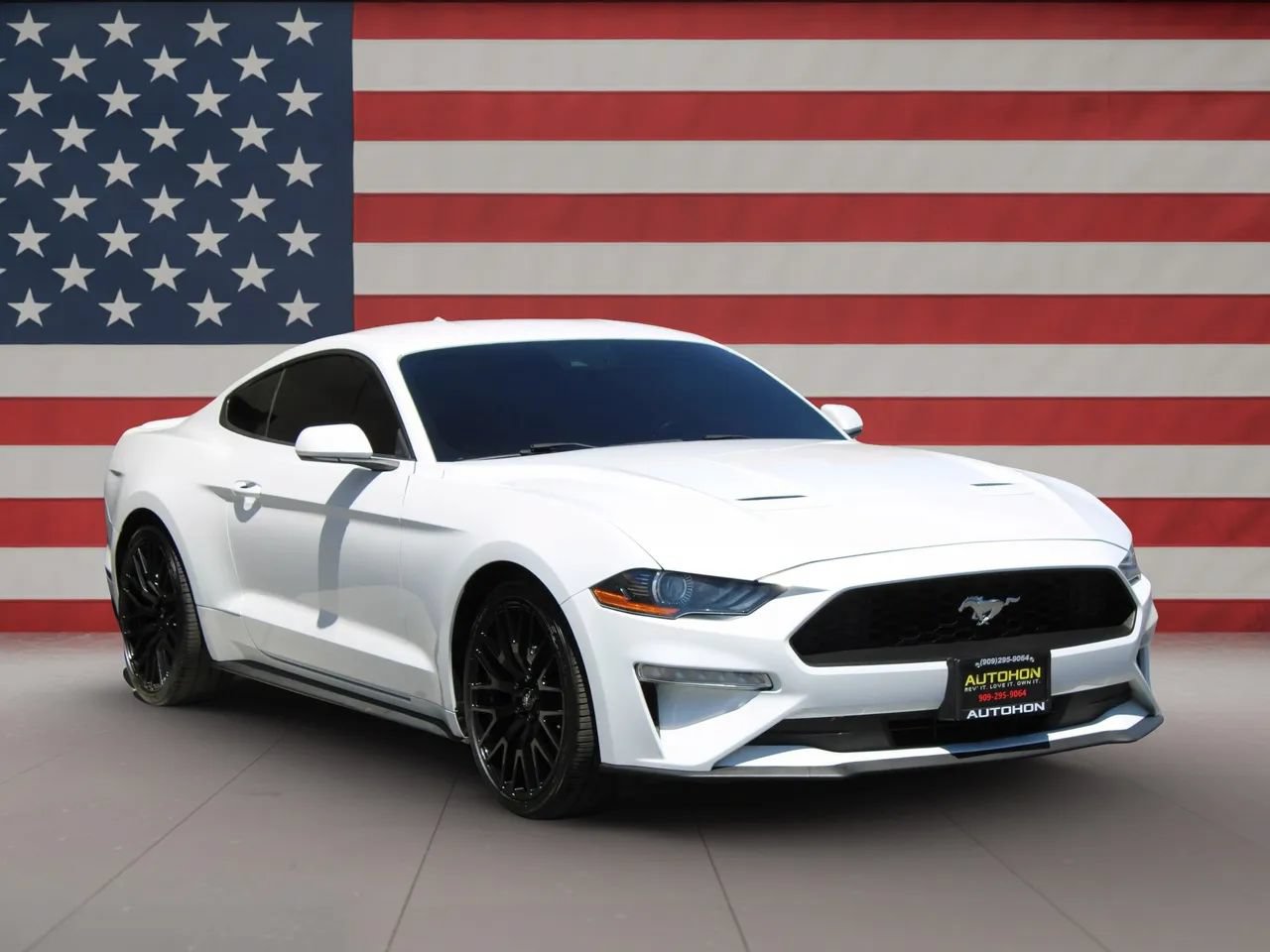 Used 2022 Ford Mustang Premium RWD image 3