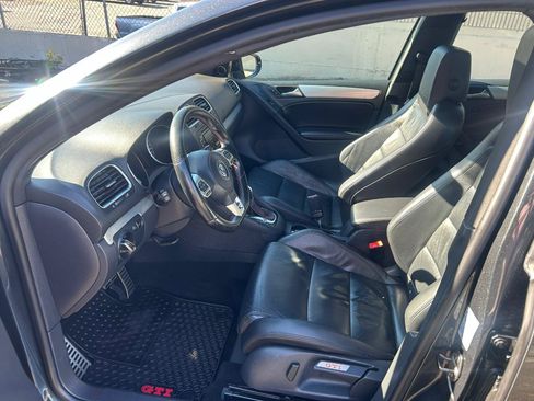 Used 2012 Volkswagen GTI Autobahn FWD image 9