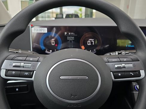 New 2025 Hyundai Tucson SE image 22