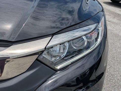 Certified 2021 Honda HR-V EX-L image 10