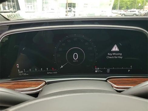 Certified 2021 Cadillac Escalade ESV Premium Luxury image 18