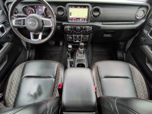 Used 2022 Jeep Gladiator Overland AWD/4WD image 14