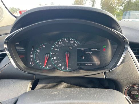 Used 2017 Chevrolet Trax LT w/ LT Convenience Package FWD image 16