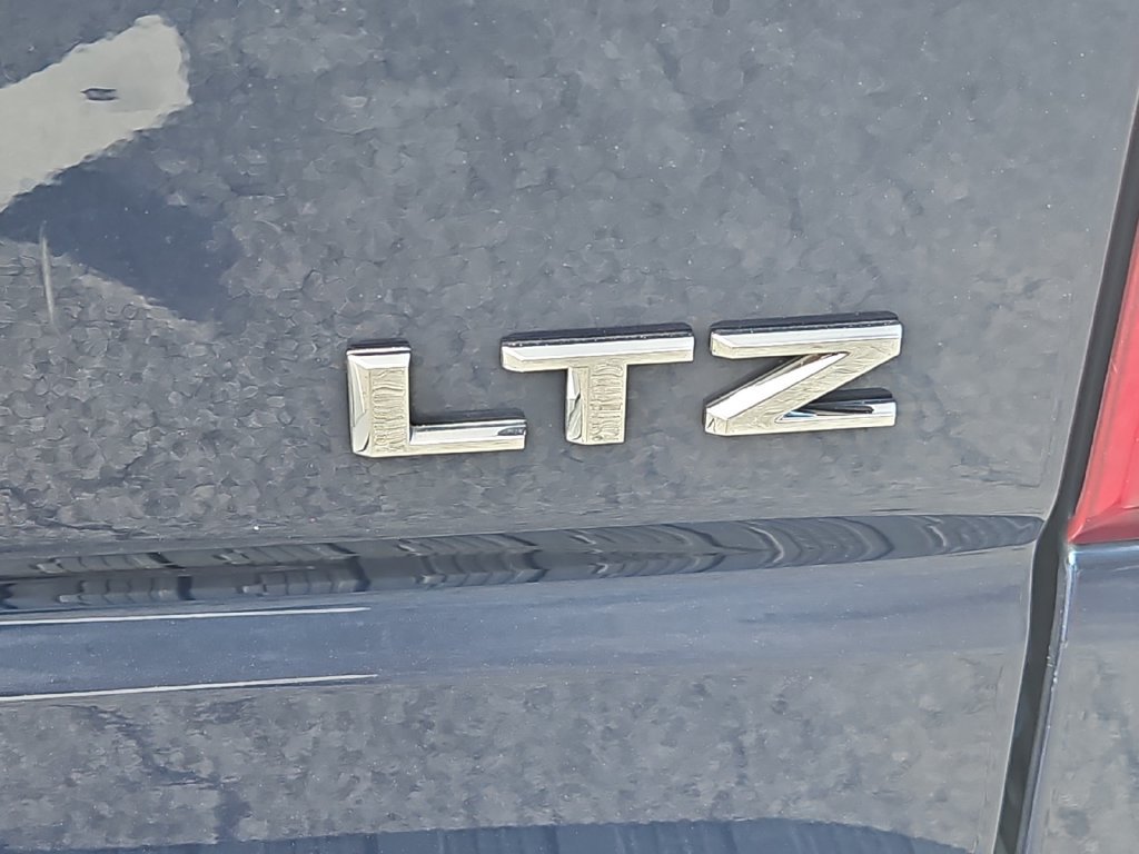 Certified 2023 Chevrolet Silverado 1500 LTZ AWD/4WD image 24