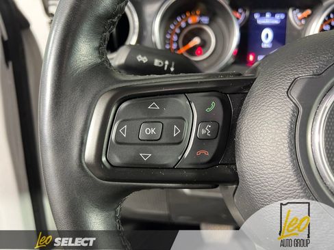 Used 2023 Jeep Wrangler Unlimited Sport AWD/4WD image 16