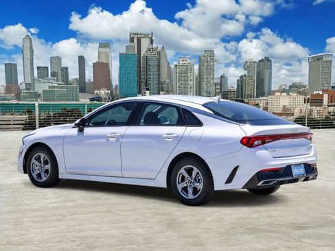 Used 2023 Kia K5 LXS FWD image 6