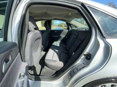 Used 2005 Volvo S40 2.4i image 22