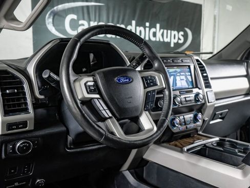 Used 2019 Ford F250 Lariat w/ Lariat Ultimate Package AWD/4WD image 15