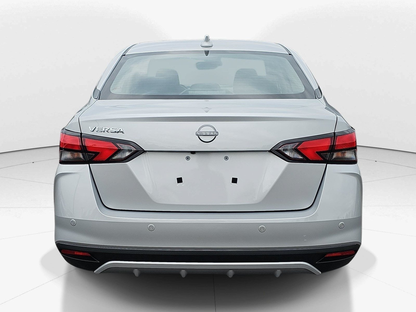 Used 2025 Nissan Versa SV w/ Trunk Package FWD image 5
