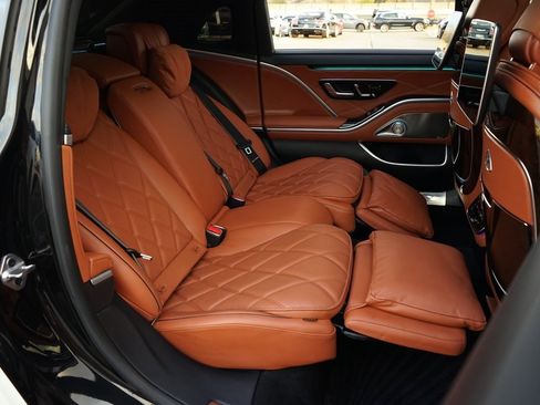 Used 2023 Mercedes-Benz Maybach S 580 Maybach S 580 image 21