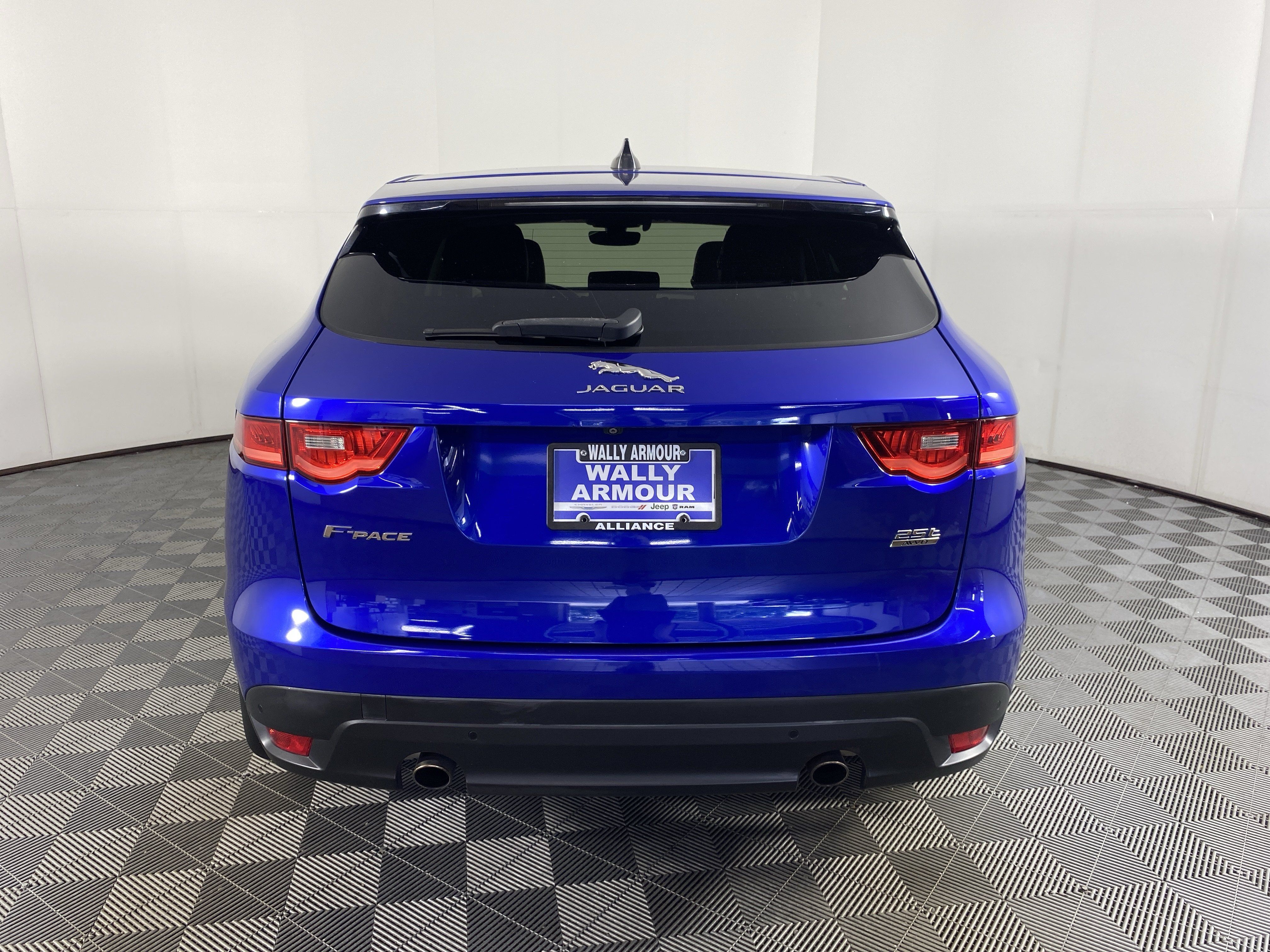 Used 2020 Jaguar F-PACE Premium AWD/4WD image 10