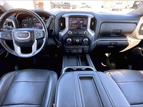 Used 2020 GMC Sierra 1500 SLT image 16