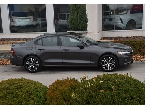 Certified 2023 Volvo S60 B5 Plus w/ Climate Package image 3