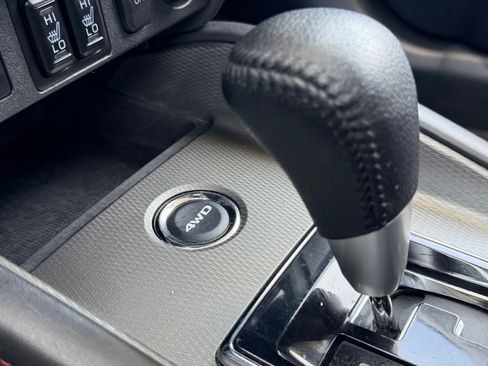 Used 2024 Mitsubishi Outlander Sport SE AWD/4WD image 25